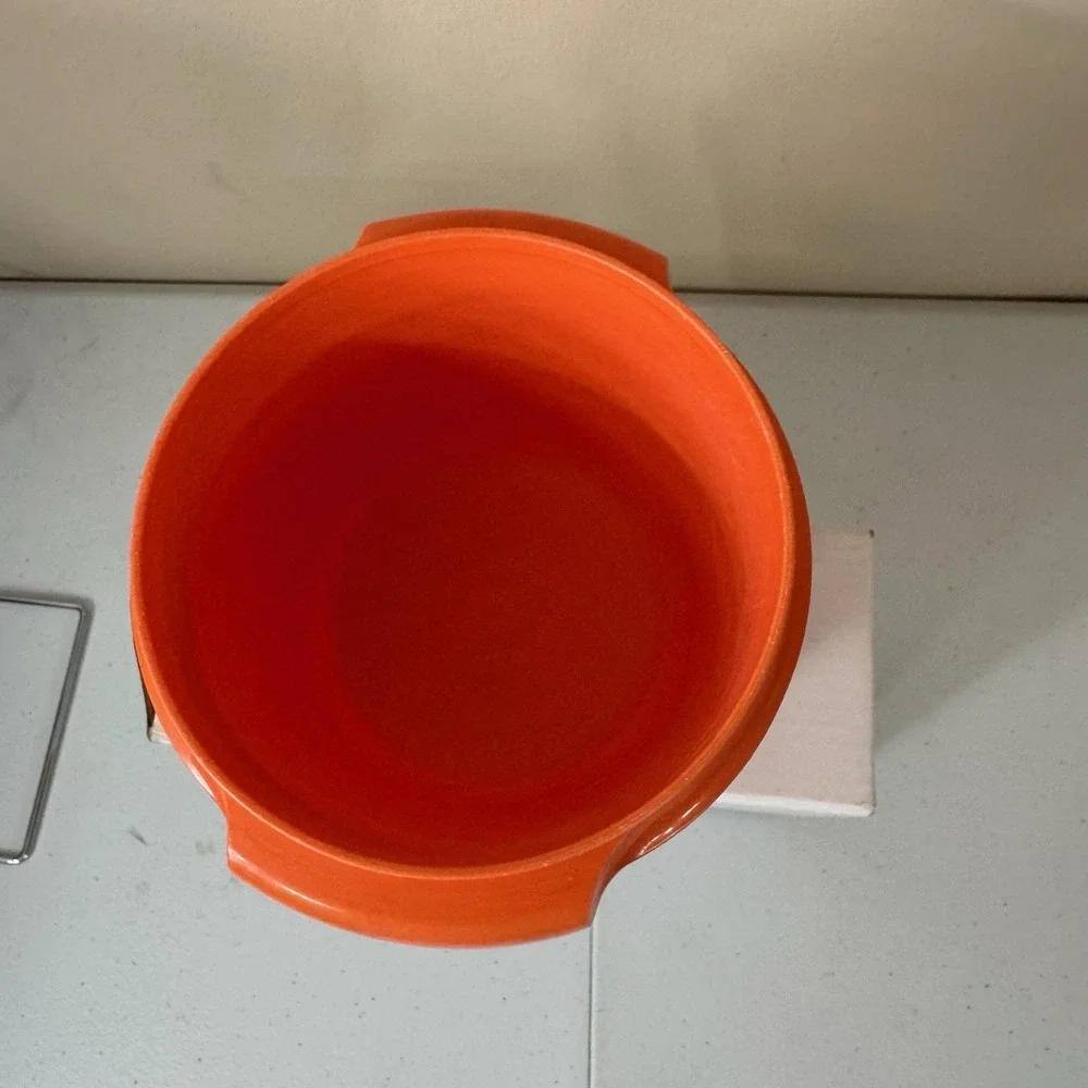 Tupperware Servalier Bowl 20oz #886 Burnt Orange Container with Lid Vintage